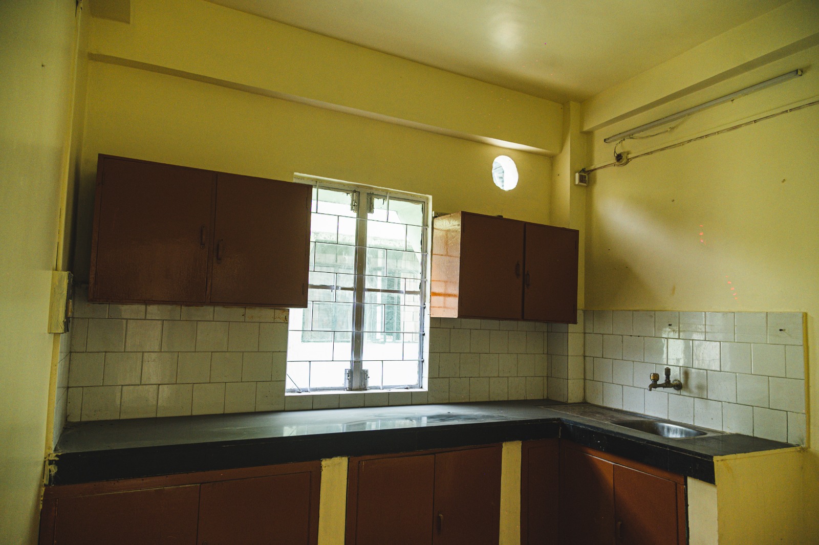 Unfurnished 3bhk in Uday Path, Zoo Tiniali, Guwahati, Assam, India for Rent